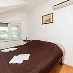 Fran Apartman *
